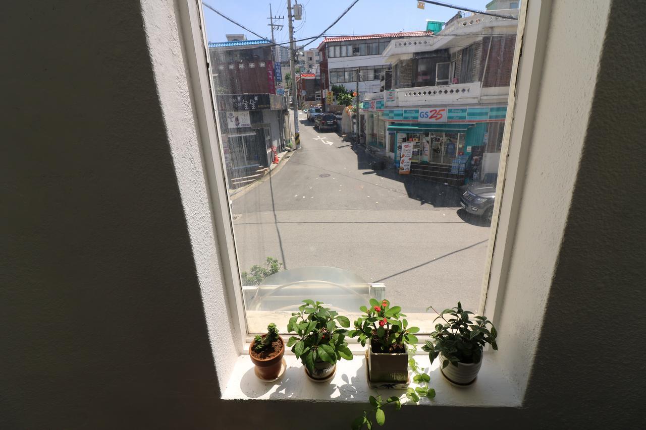 Bunker Guesthouse อินชอน ภายนอก รูปภาพ