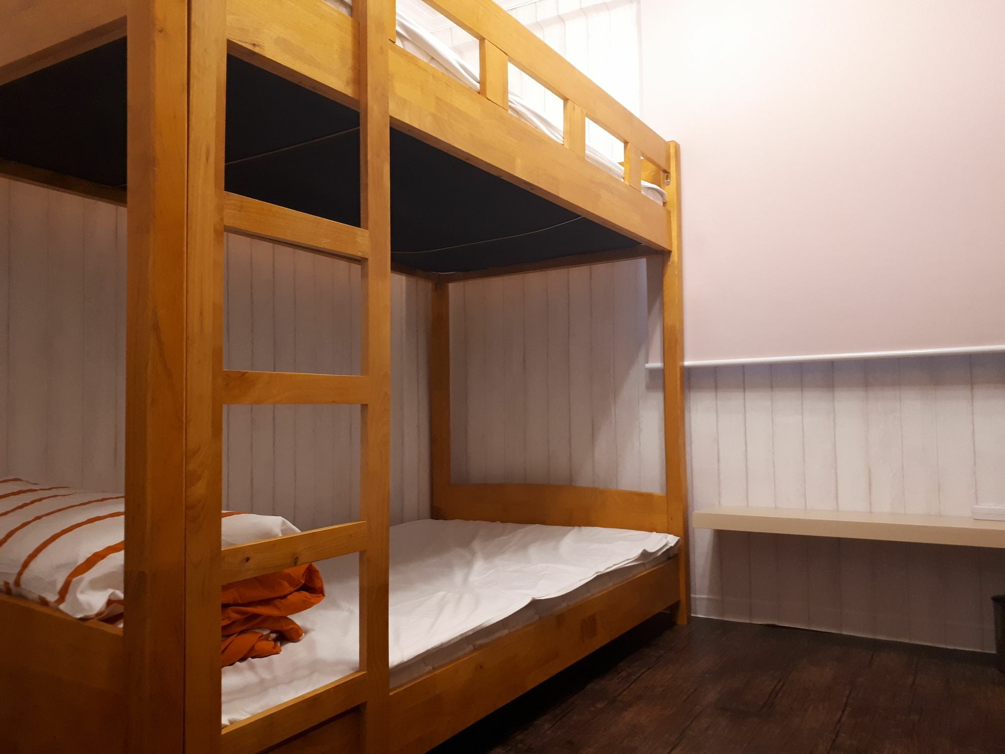 Bunker Guesthouse อินชอน ภายนอก รูปภาพ